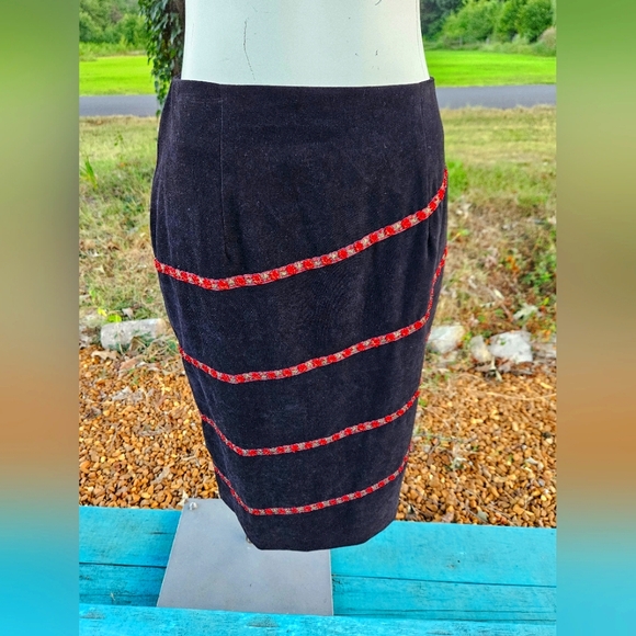 Silk Club Beaded 3pc Skirt & Sweater Set - Picture 10 of 16